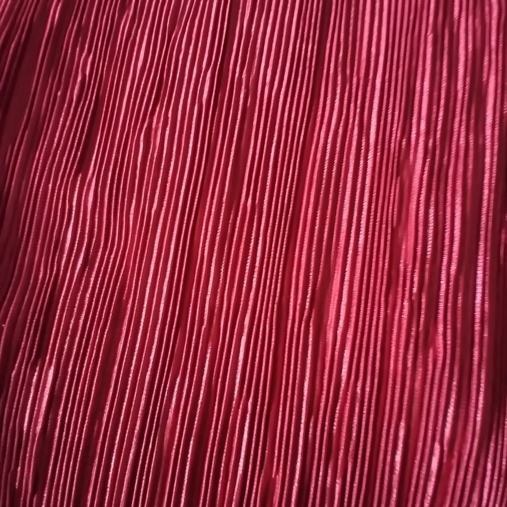 Connected red layered dress - Picture 6 of 9
